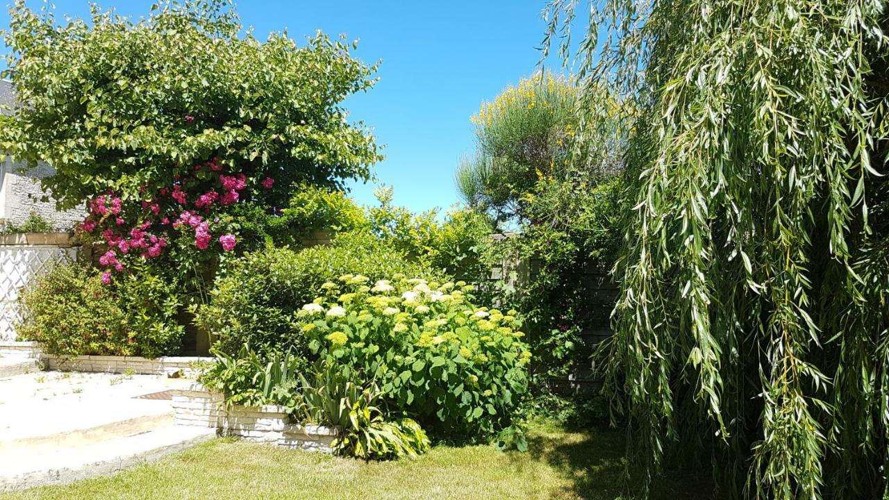 Liz'A Logis De Charme Villa Saint-Côme-de-Fresné Exteriör bild