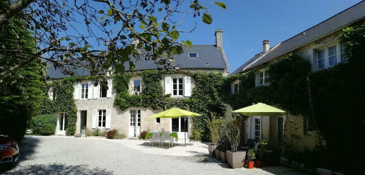 Liz'A Logis De Charme Villa Saint-Côme-de-Fresné Exteriör bild